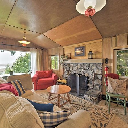 Warm Beach Hideaway With Private Beach! Stanwood Bagian luar foto
